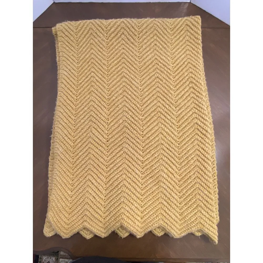 Vintage afghan hand‎ crocheted gold with a little shine in the fabric 60 x 40